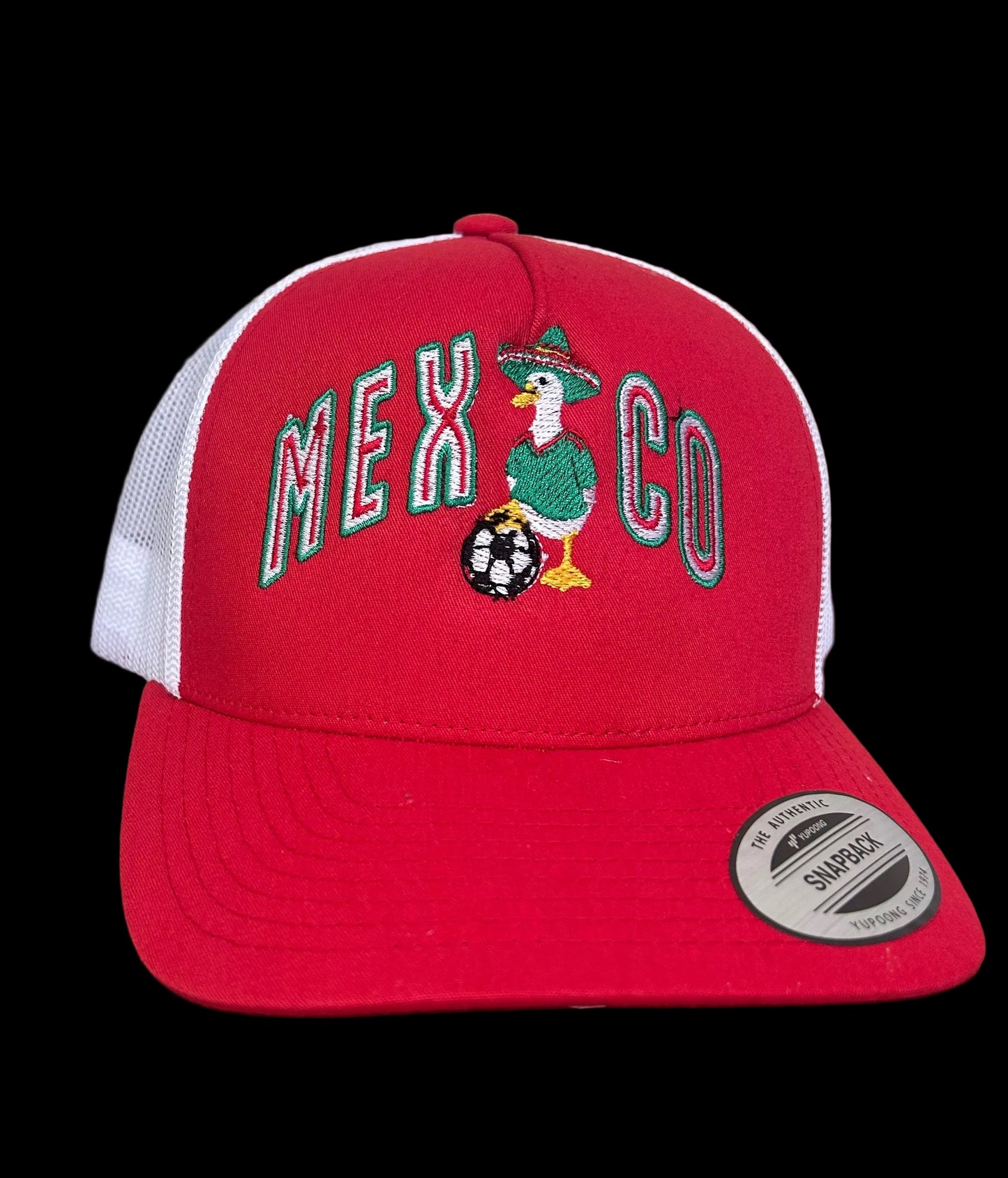 Trucker hats, Gorras bordadas de México